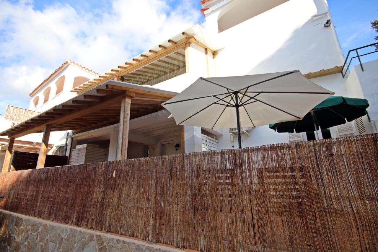 Wunderschoenes Kleines Apartment Fuer 2 Personen Mit Idylischen Blick Ins Gruene Cala Galdana  Kültér fotó
