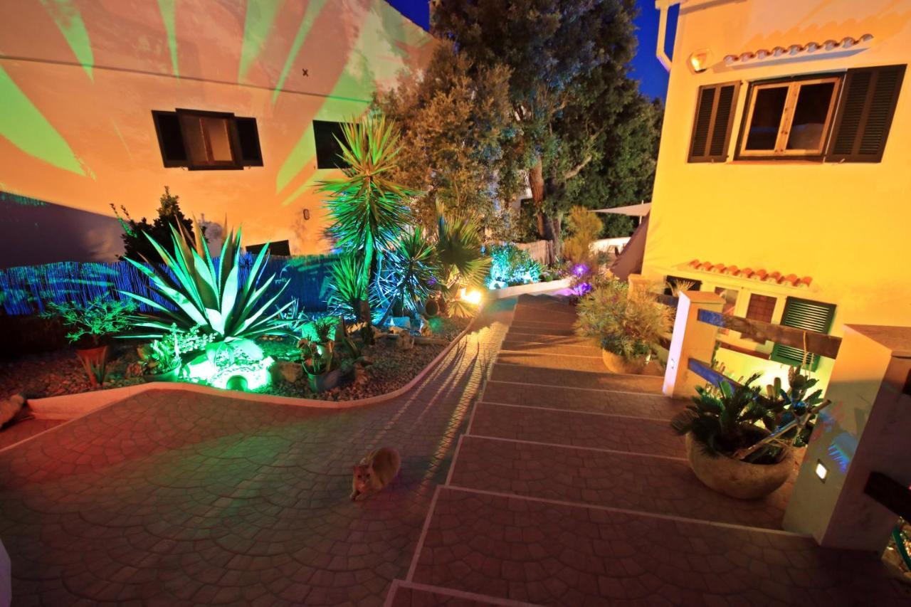 Wunderschoenes Kleines Apartment Fuer 2 Personen Mit Idylischen Blick Ins Gruene Cala Galdana  Kültér fotó