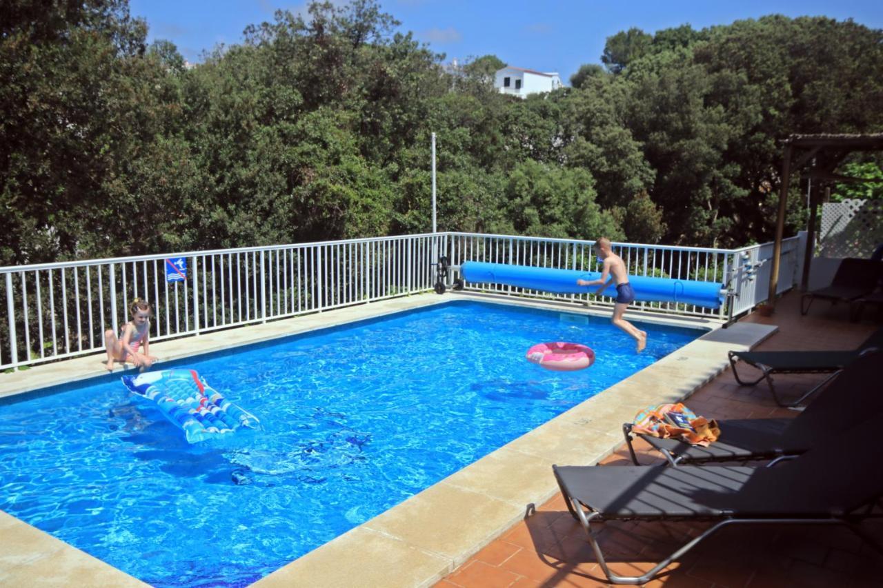 Wunderschoenes Kleines Apartment Fuer 2 Personen Mit Idylischen Blick Ins Gruene Cala Galdana  Kültér fotó