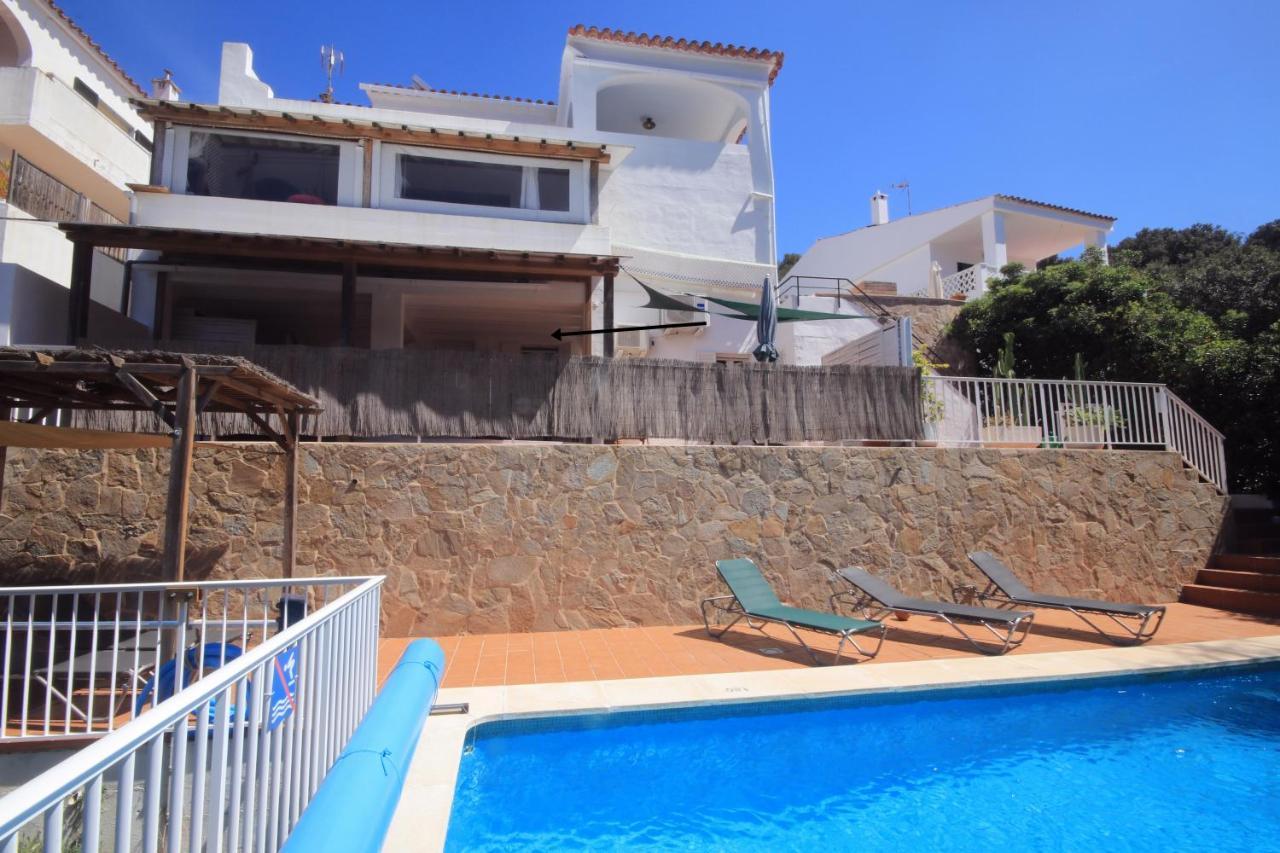 Wunderschoenes Kleines Apartment Fuer 2 Personen Mit Idylischen Blick Ins Gruene Cala Galdana  Kültér fotó